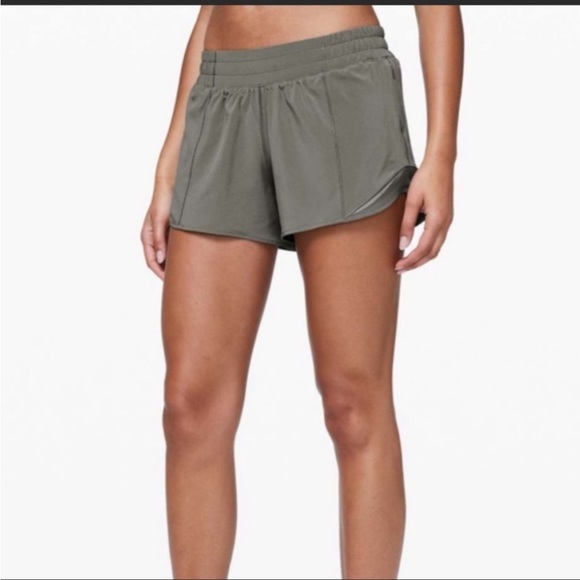 Lululemon hotty hot shorts sage green - Picture 1 of 3